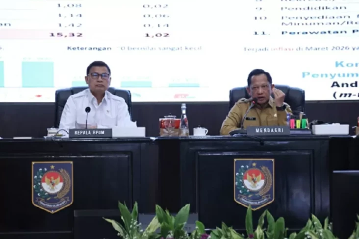Mendagri dan Kepala...