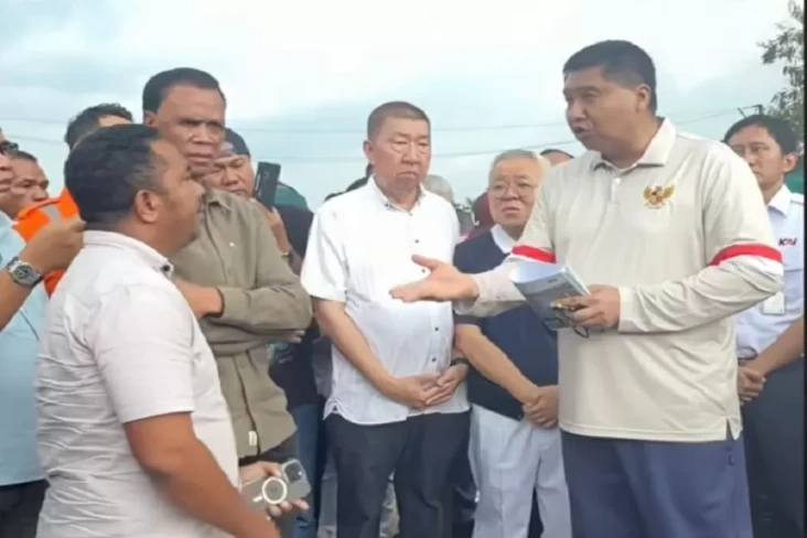 Momen Menteri Ara dan...