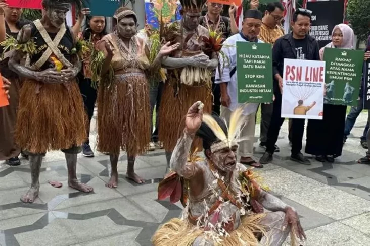Perjuangkan RUU Masyarakat...