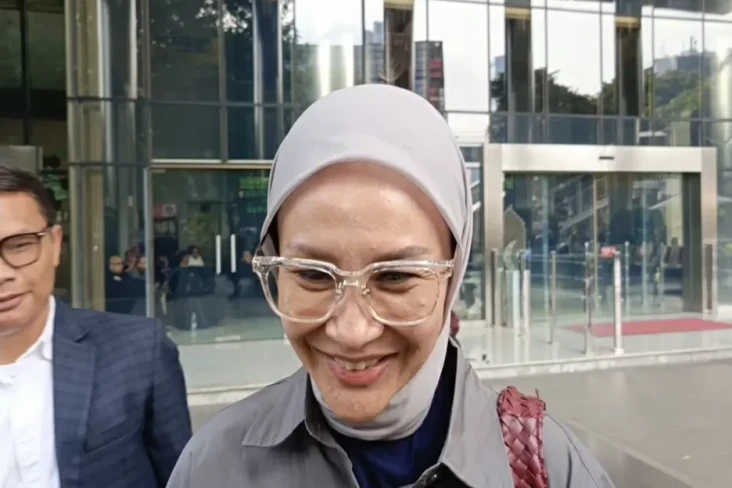 Diperiksa KPK, Istri...