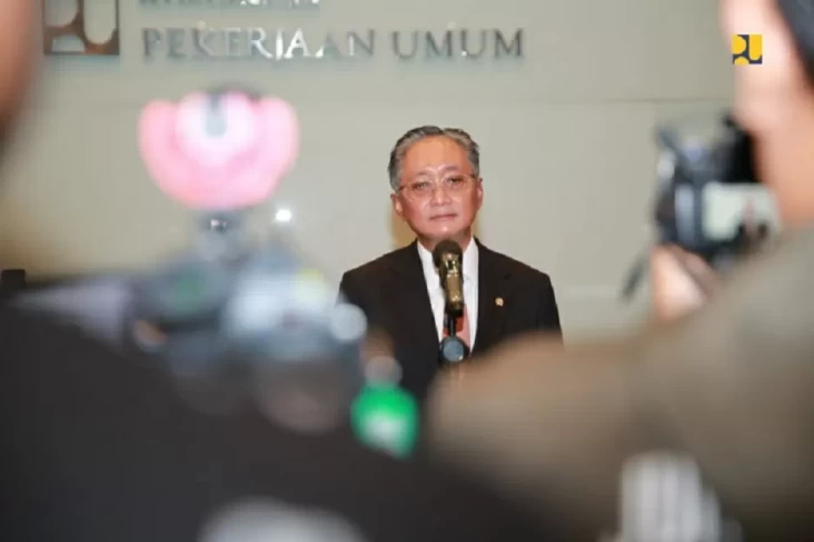 Kementerian PU Digeledah...