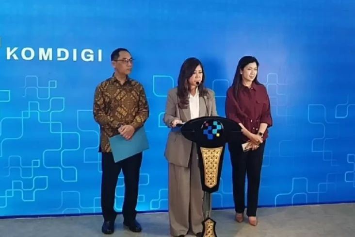 Menkomdigi: Meta Patuh...
