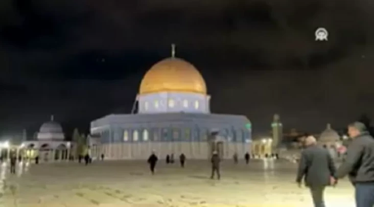 Masjid Al-Aqsa Dibuka...