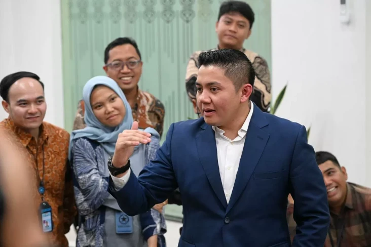 Seskab Teddy Sebut Selamatkan...