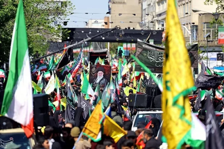 Iran Ancam Batalkan...