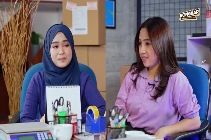 Azia Riza Coba Jadi...
