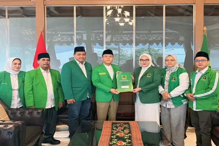Resmi Pimpin PPP Banten,...