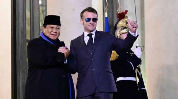 Prabowo dan Macron akan...