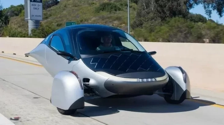 Aptera Motors Kenalkan...