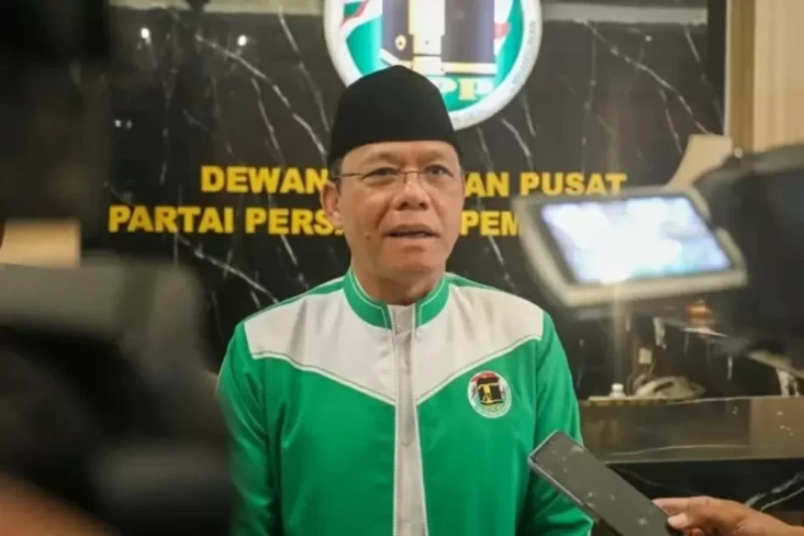 Kebijakan Dinilai Bertentangan...