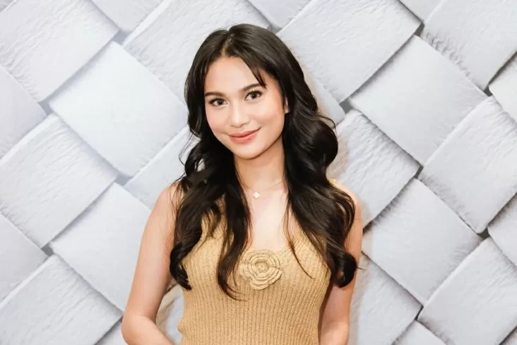 Azizah Salsha Resmi...