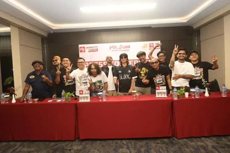 Konser Hey Slank di...