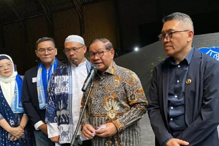 Pramono Anung Nyerah...