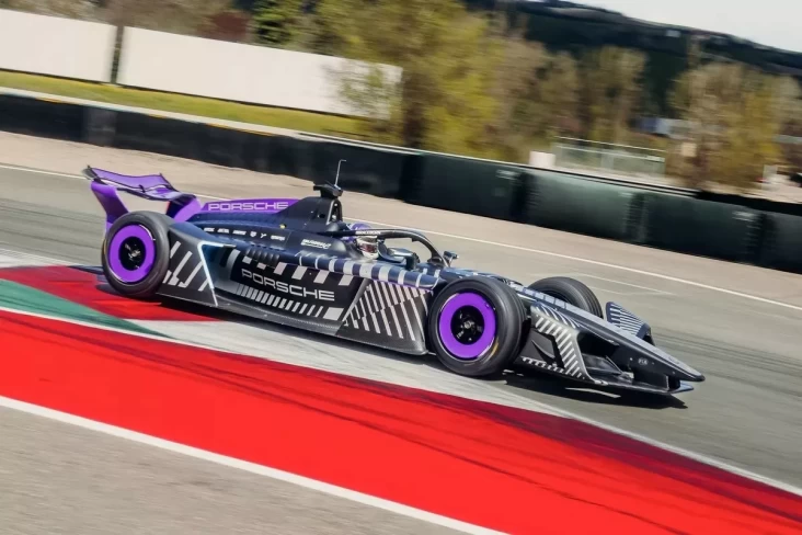 Formula E Kenalkan Mesin...