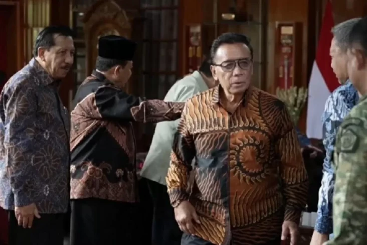 Jenderal Purnawirawan...