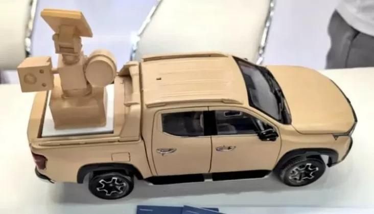 China Pamer Senjata...