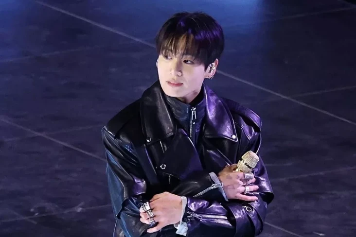 Jungkook BTS Minta Maaf...