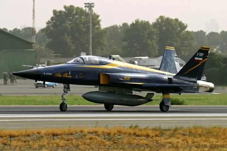 6 Keunggulan Jet Tempur...