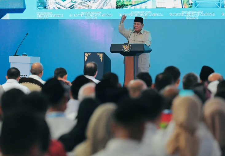 Prabowo Ingin Panjang...