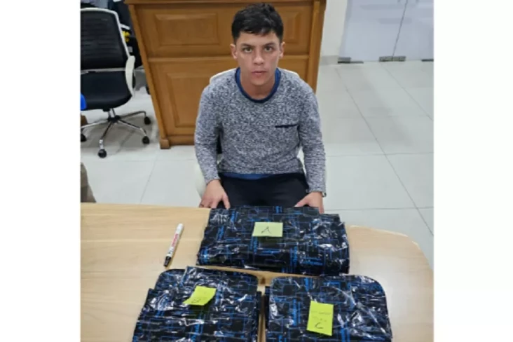 Bea Cukai Tangkap WNA...