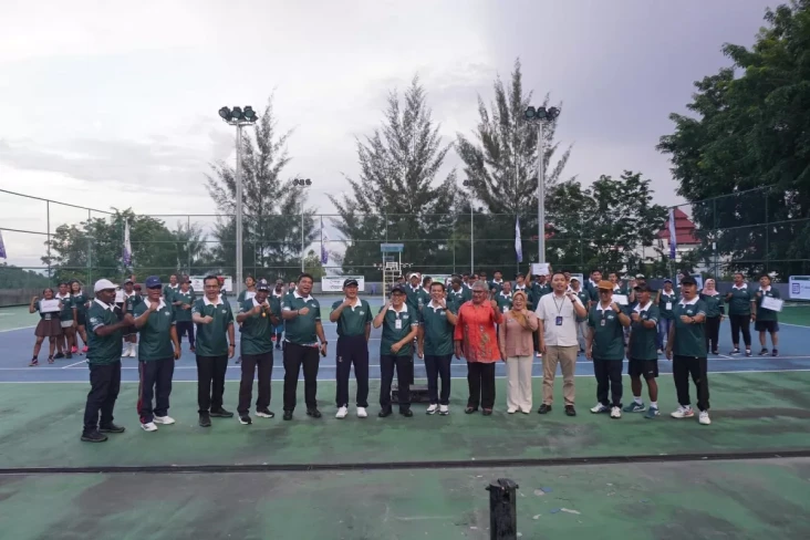 Rayakan Usia 6 Dekade,...