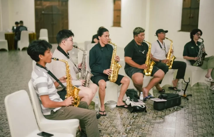 Indonesia Saxophone...