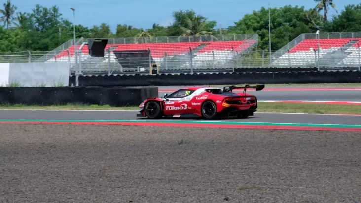 GT World Challenge Asia...