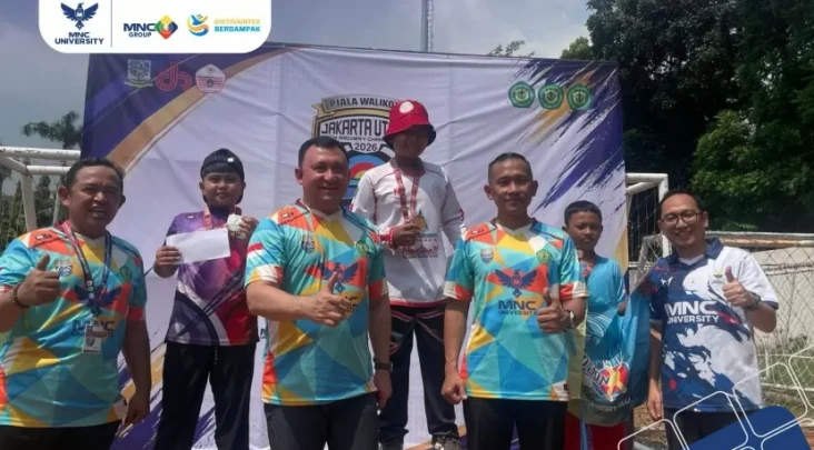 Dukung Prestasi Atlet,...