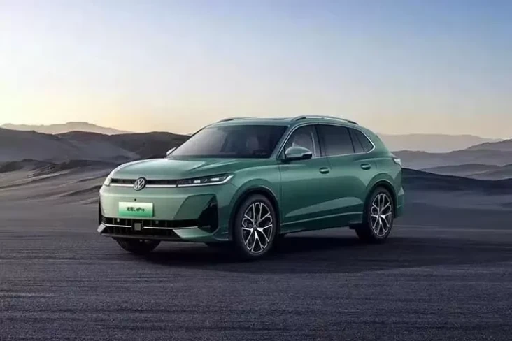 Volkswagen Tiguan L...