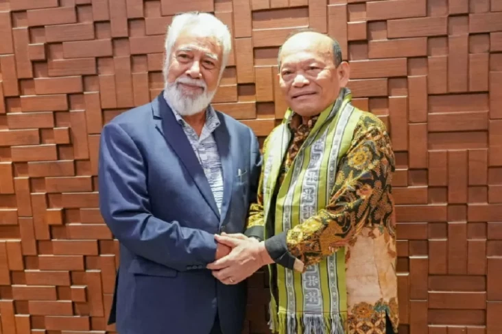 Pertemuan Mengharukan...
