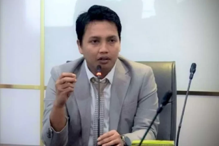 Ironi Sampah di Jantung...