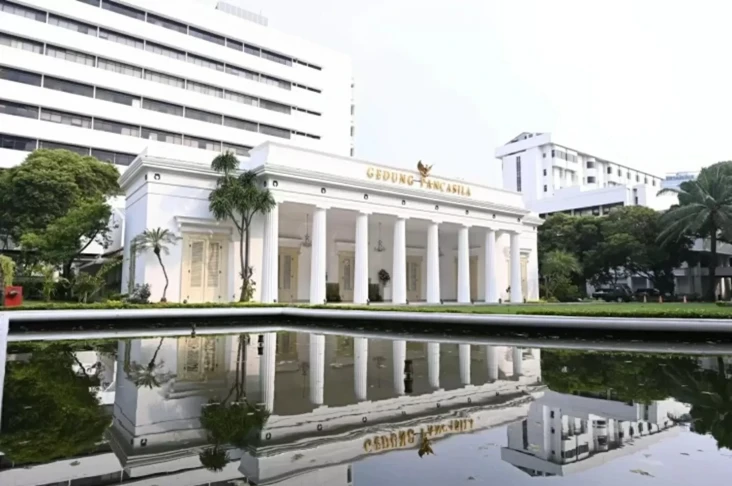 Kecam Serangan ke Kilang...