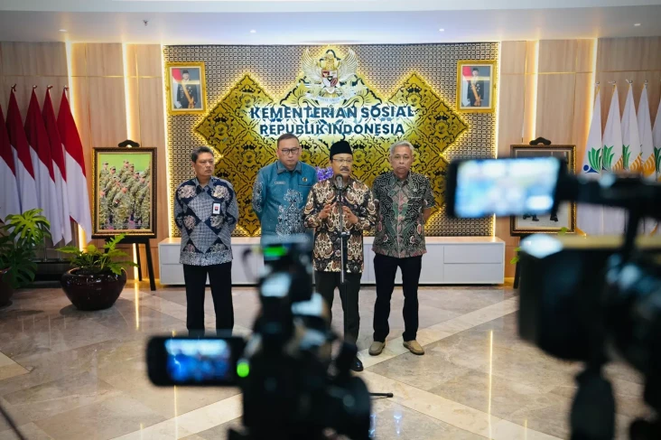 Gus Ipul Bentuk Tim...