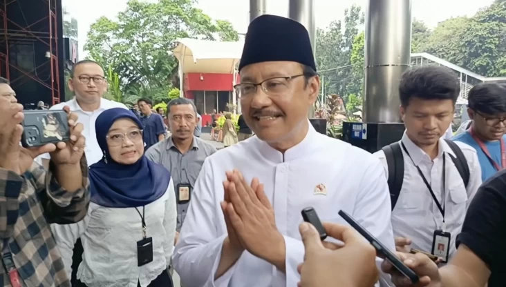 Respons Salam dari Gus...