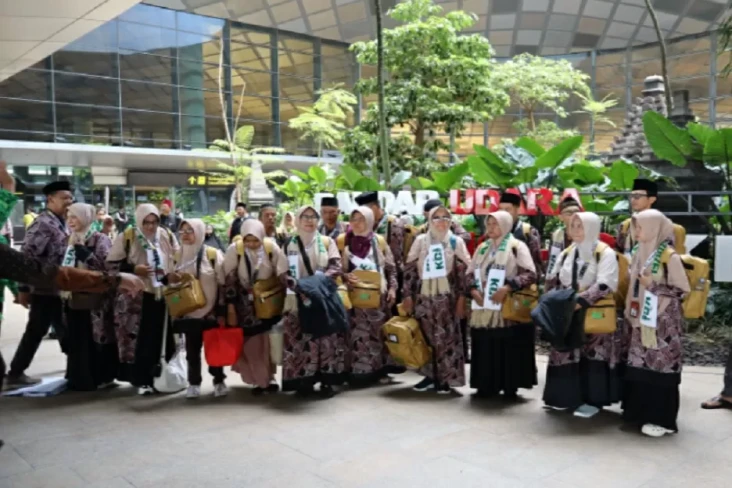 Bandara Internasional...