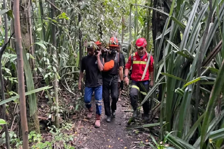 3 Korban Erupsi Gunung...