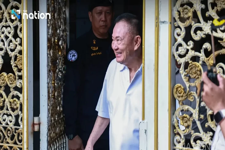 Eks PM Thailand Thaksin...