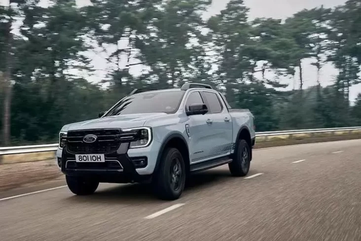 Ford Meluncurkan Ranger...