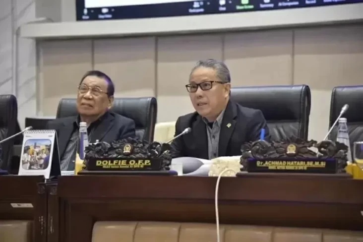 Wakil Ketua Komisi XI...