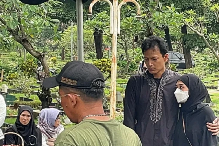 Fedi Nuril Tak Kuasa...