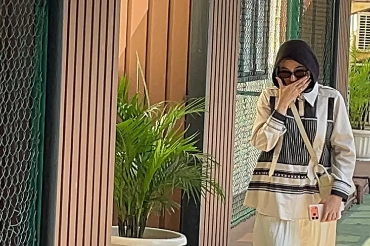 Hadiri Sidang Cerai...
