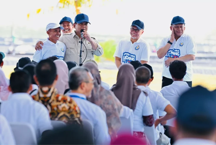 Prabowo: Daripada Bangun...