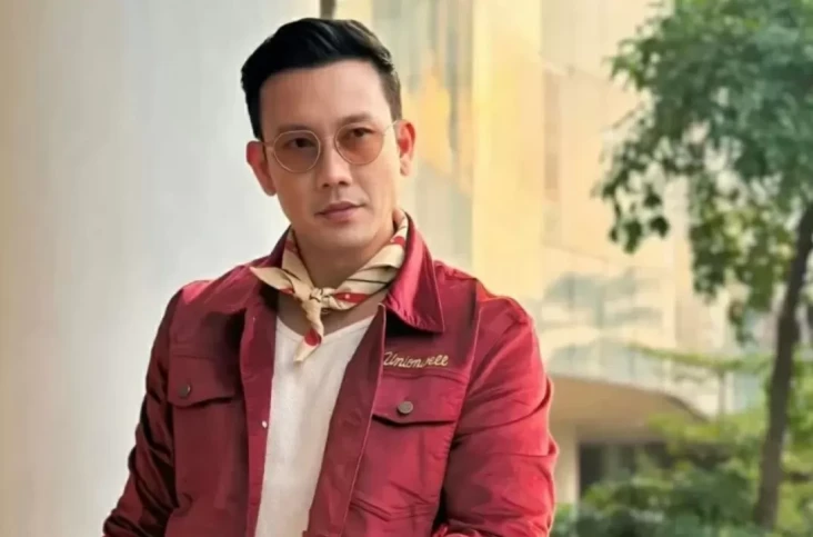 Denny Sumargo Pasang...