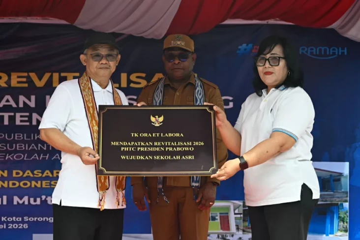 Sekolah di Sorong Dapat...