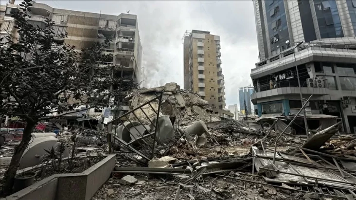 Dalam Sehari, Israel...