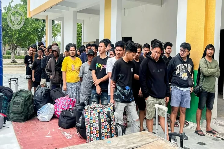 5.950 WNI Dapat Penghapusan...