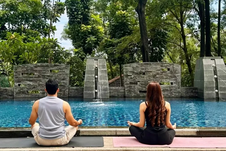 Menikmati Akhir Pekan...