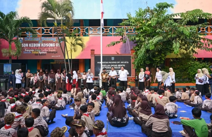 Kemendikdasmen Serahkan...
