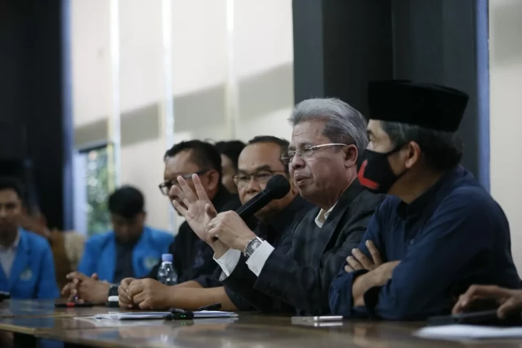 Saiful Mujani Diperiksa...