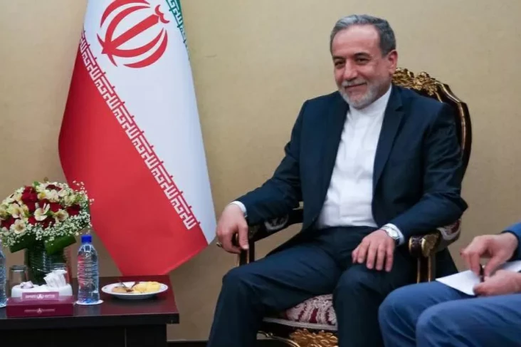 Menlu Iran dan Pemimpin...